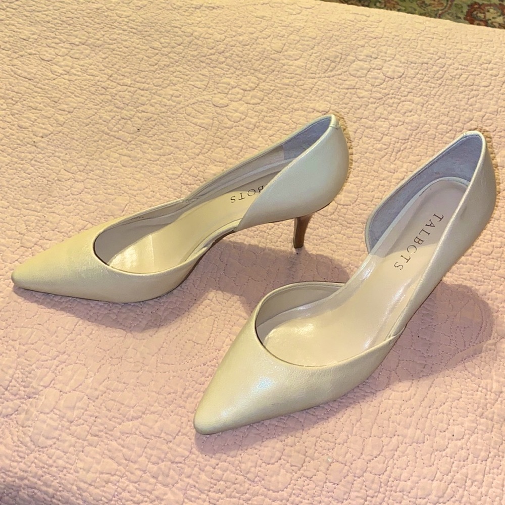 Talbots size 6W gorgeous, cream, leather 2.5” wood heels; brand new condition.